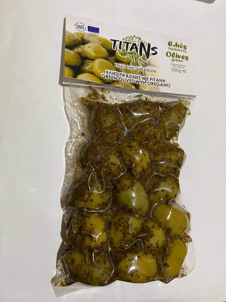 Ελιές πράσινες  με ρίγανη